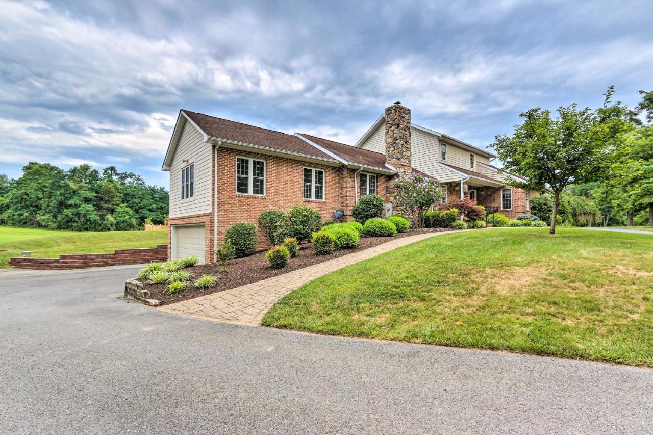 Charles Town Home With Private Pool And Hot Tub Exterior photo